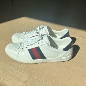 GUCCI Men’s ACE SNEAKER White leather with Blue and Red Web-size 11/US 11.5